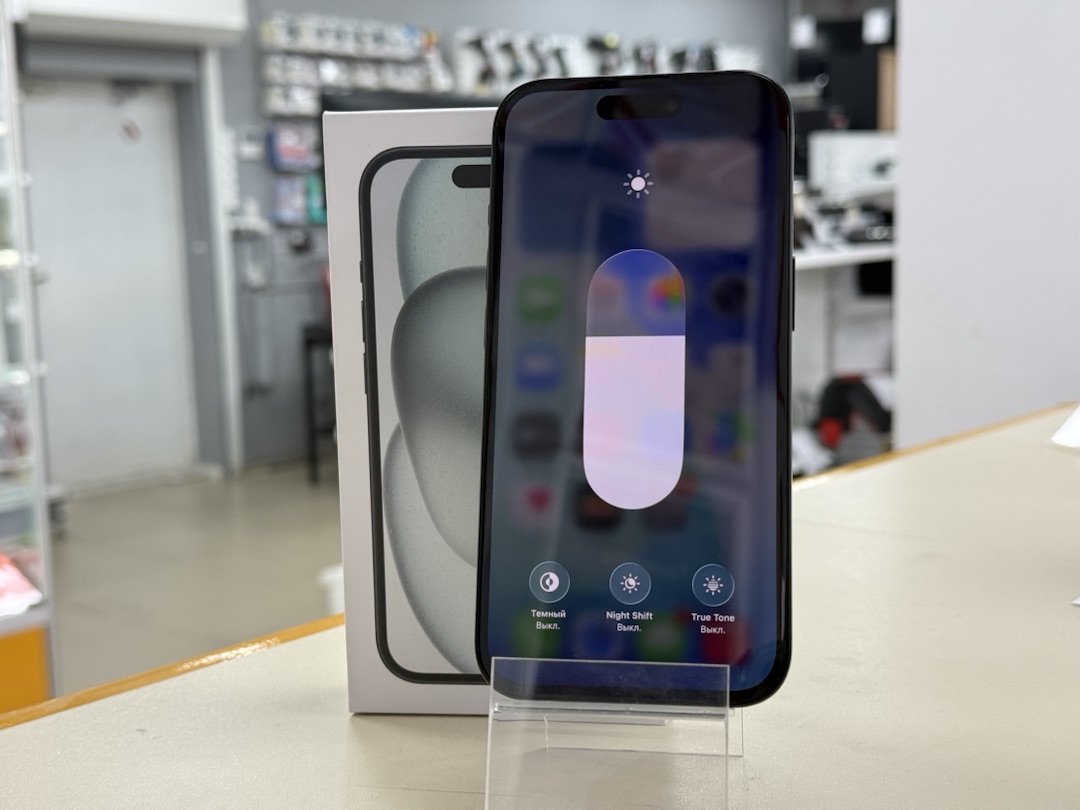 Смартфон Apple Iphone 15 256Gb