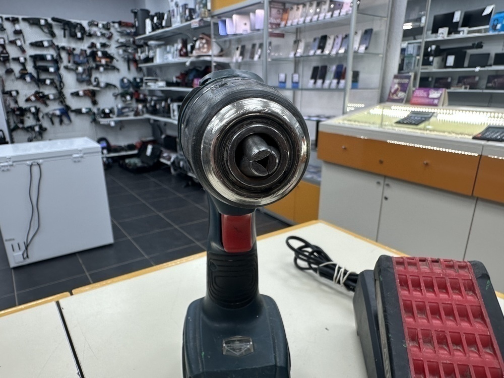 Шуруповерт Bosch GSB 18-2-LI PLUS