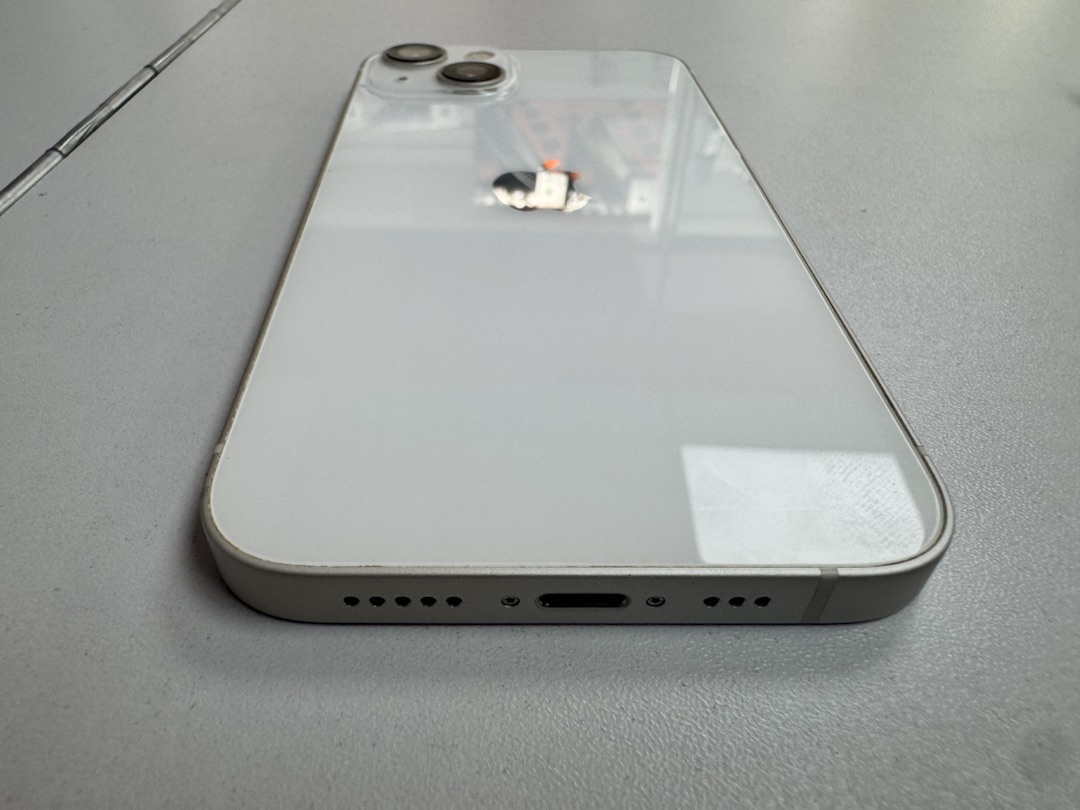 Смартфон Apple iPhone 13 256Gb