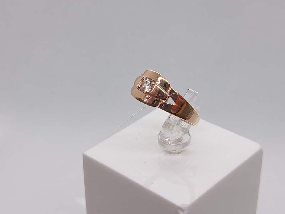 КОЛЬЦО С КАМНЯМИ (Au 585)