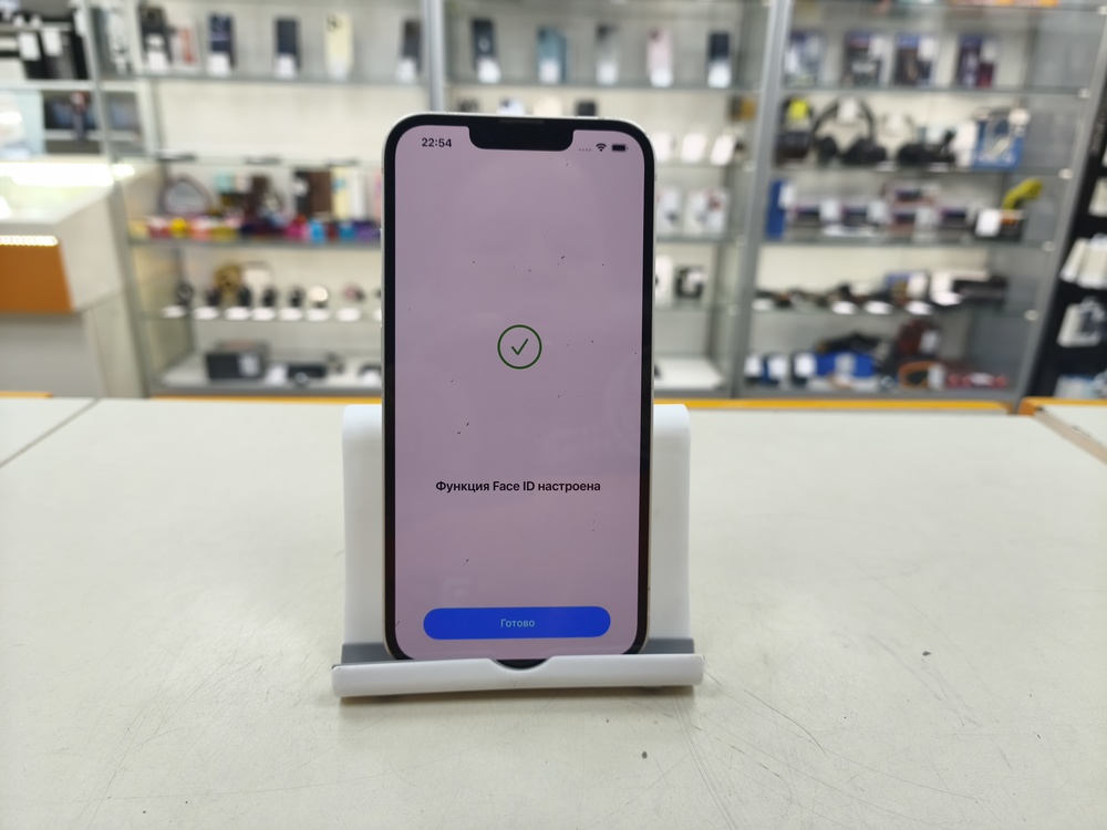 Смартфон Apple iPhone 13 128Gb