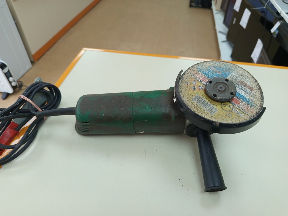 Угловая шлифмашина Калибр МШУ-125/1055