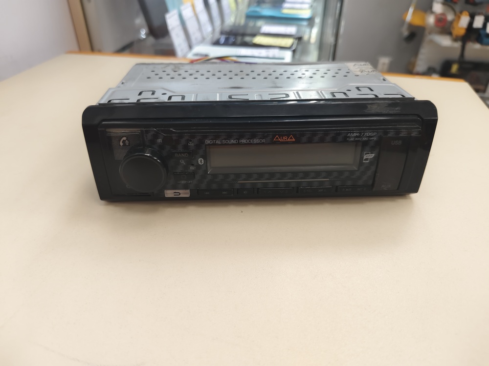 Автомагнитола Aura AMH-77DSP