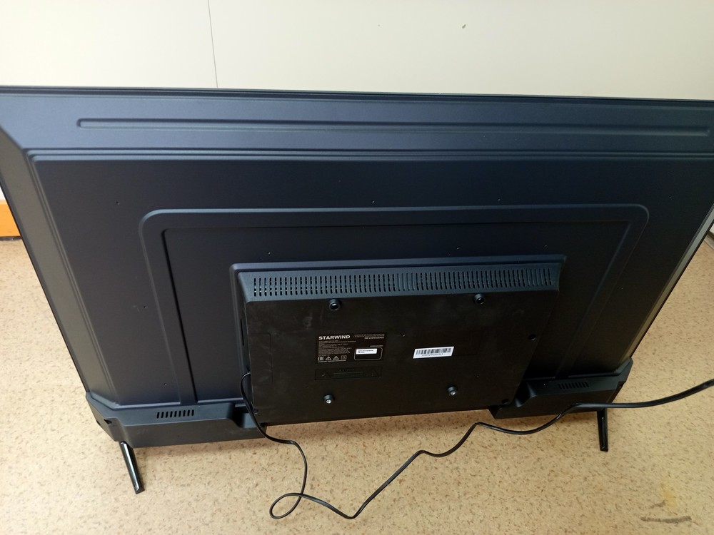 LED Телевизор Starwind SW-LED43UG405