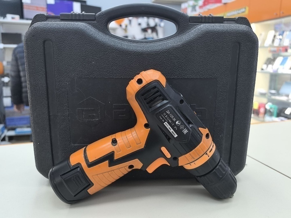 Шуруповерт Вихрь ДА-12Л-2К