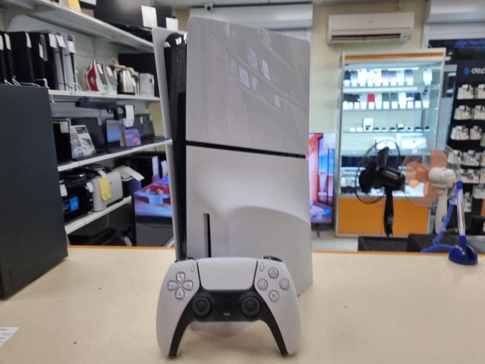 Игровая приставка PlayStation 5 Slim 1TB (С дисководом)