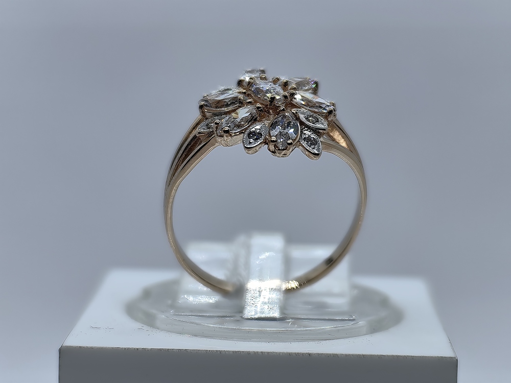 КОЛКМИ585 КОЛЬЦО С КАМНЯМИ (Au 585)