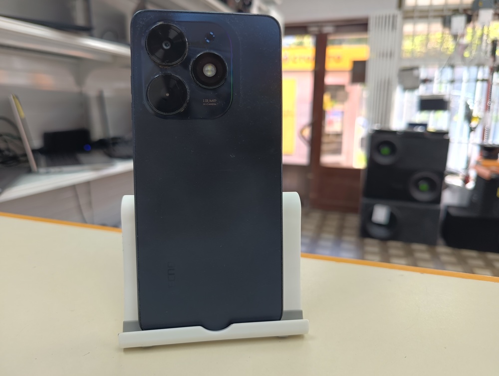 Смартфон Tecno Spark Go 2024 4/128