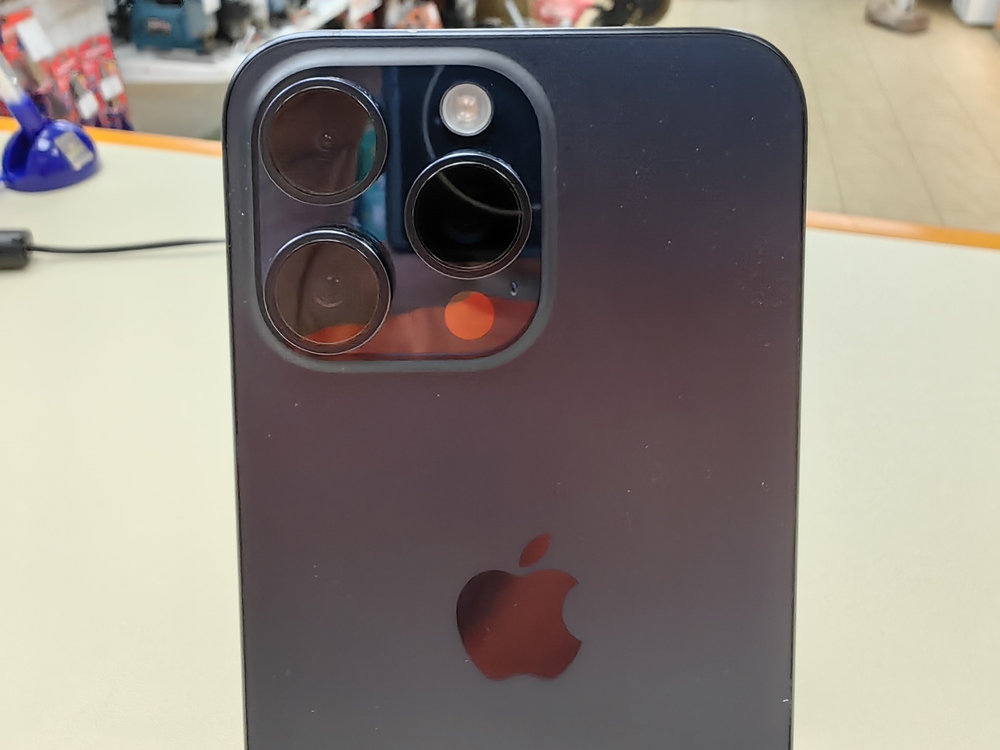 Смартфон Apple Iphone 15 Pro 256Gb