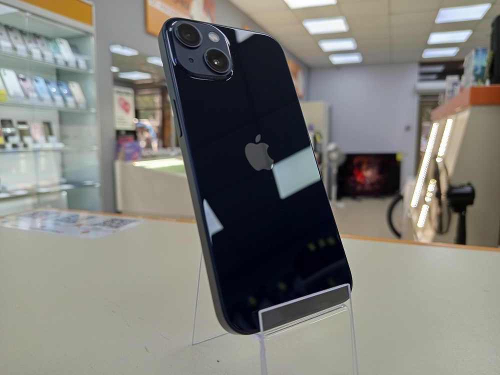 Смартфон Apple iPhone 13 128Gb