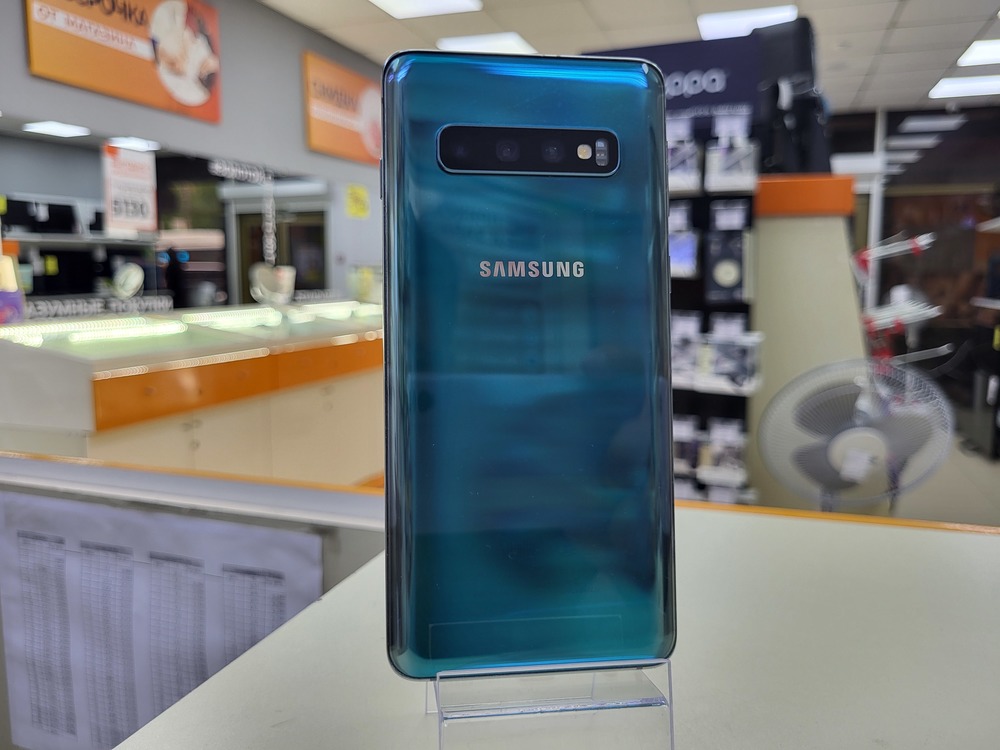 Смартфон Samsung Galaxy S10 8/128