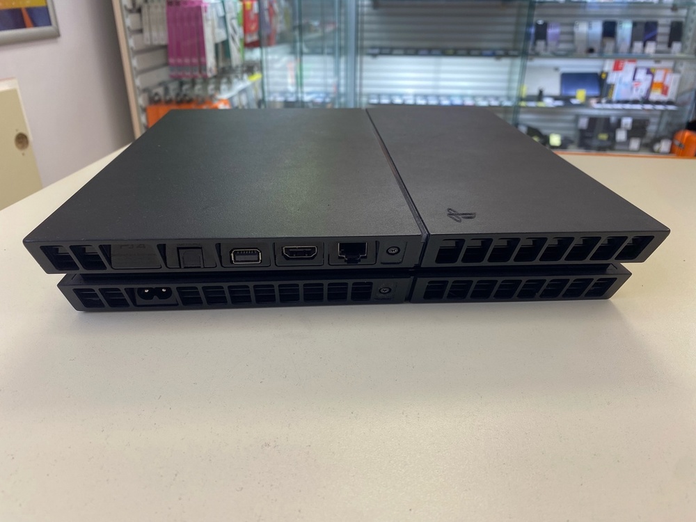 Игровая приставка PlayStation 4 FAT 1Tb