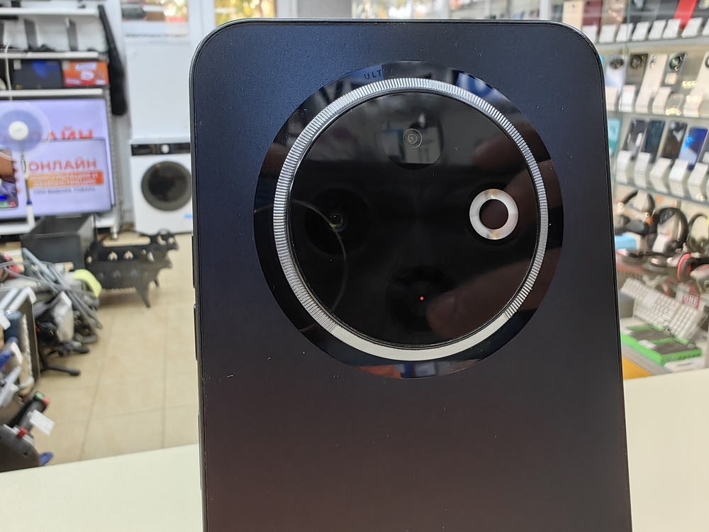 Смартфон Tecno SPARK 30C 4/128
