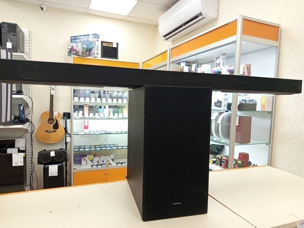 Саундбар Samsung HW-B650/ZN