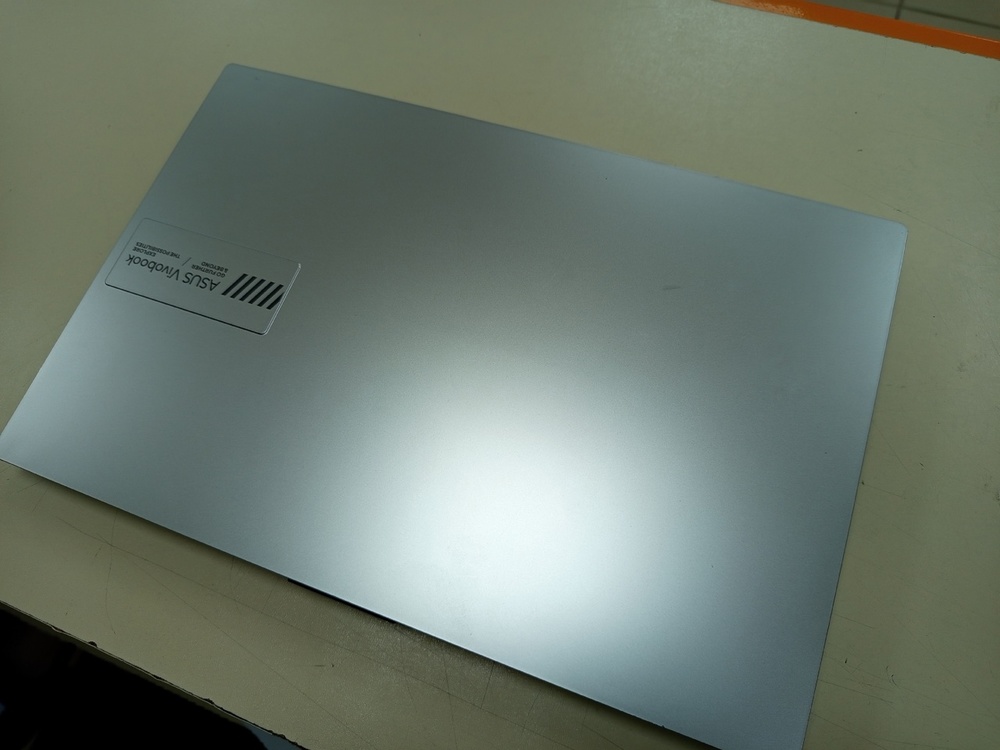 Ноутбук ASUS VivoBook E1404F; Ryzen 3 7320, Radeon Graphics, 8 Гб, 240 Гб, Нет