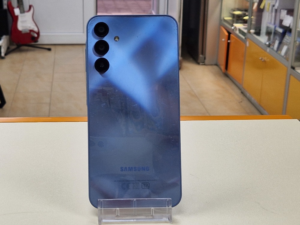 Смартфон Samsung Galaxy A15 4/128