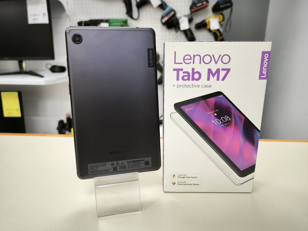Планшет Lenovo tab m7;