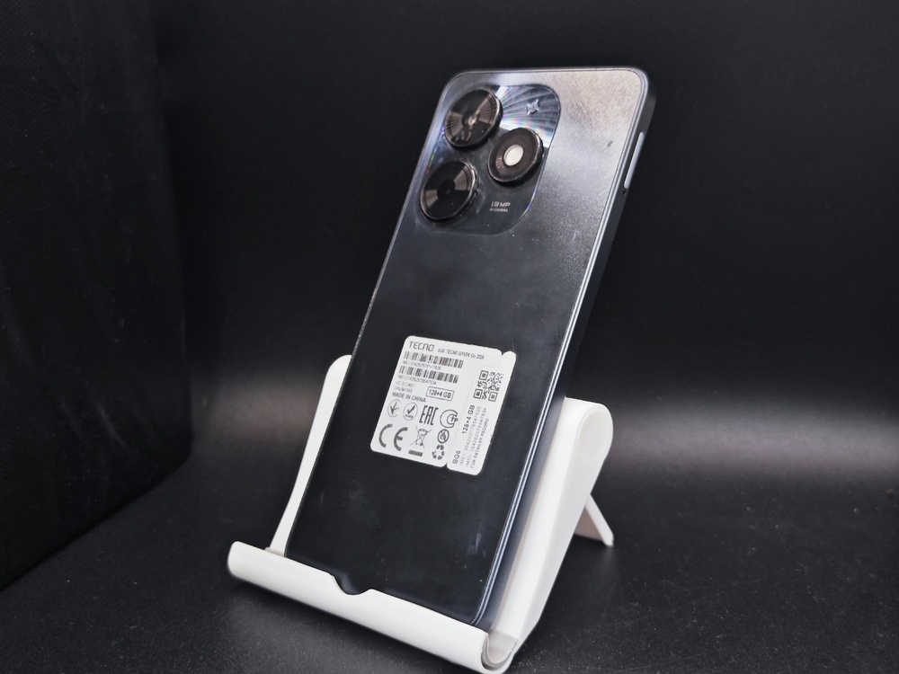 Смартфон Tecno Spark Go 2024 4/128
