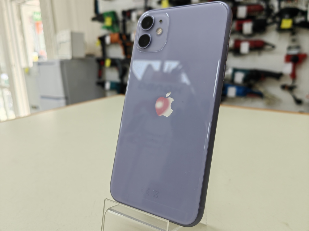 Смартфон Apple iPhone 11 64Gb