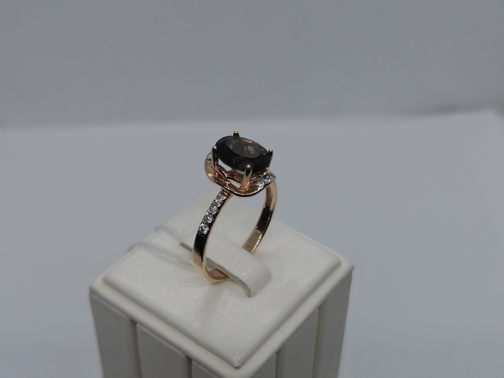 КОЛЬЦО С КАМНЯМИ (Au 585)