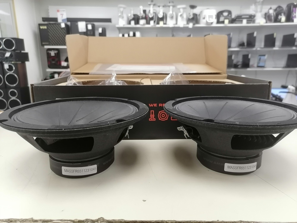 Автоакустика передняя AMP MASS FR65;