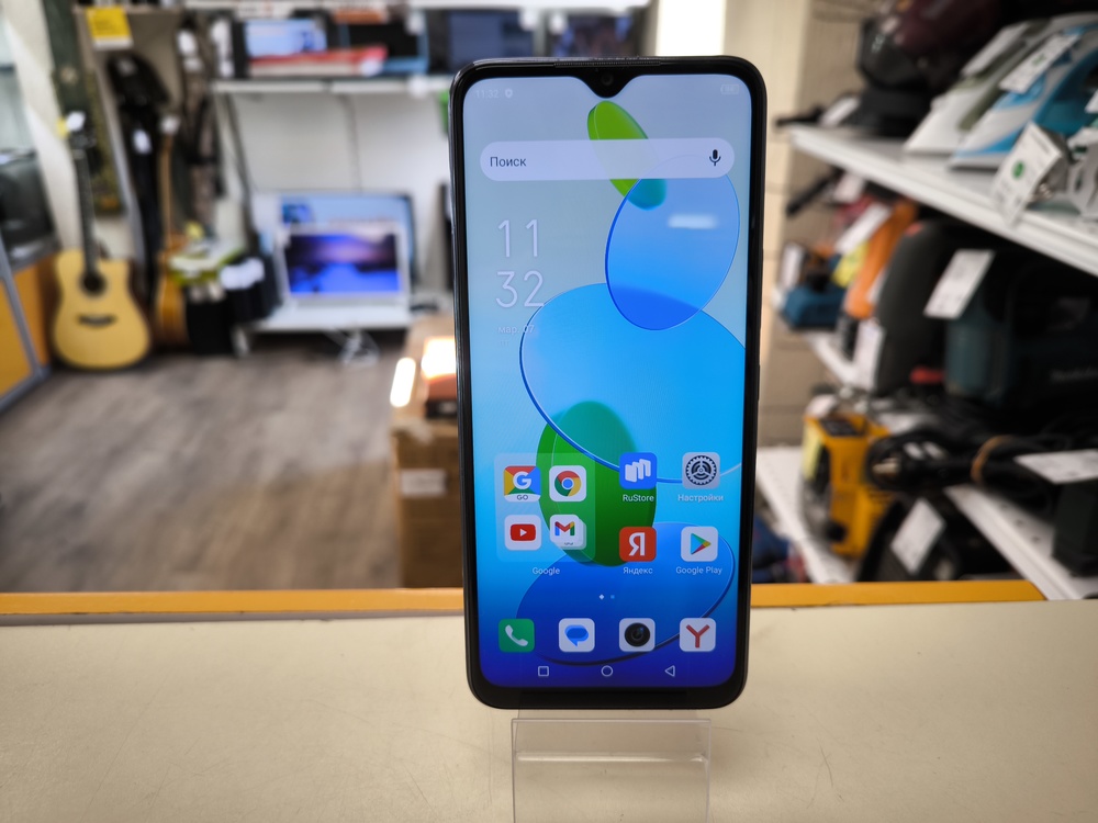 Смартфон Infinix Smart 6 PLUS 2/64
