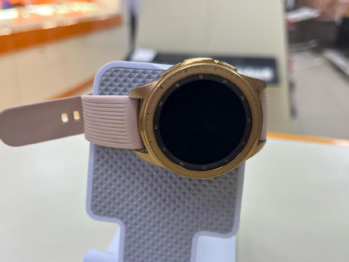 Смарт-часы Samsung Galaxy Watch