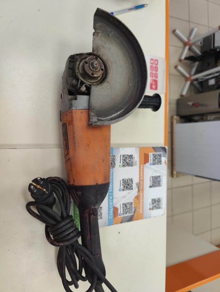 Угловая шлифмашина AEG WS 2200-230 DMS