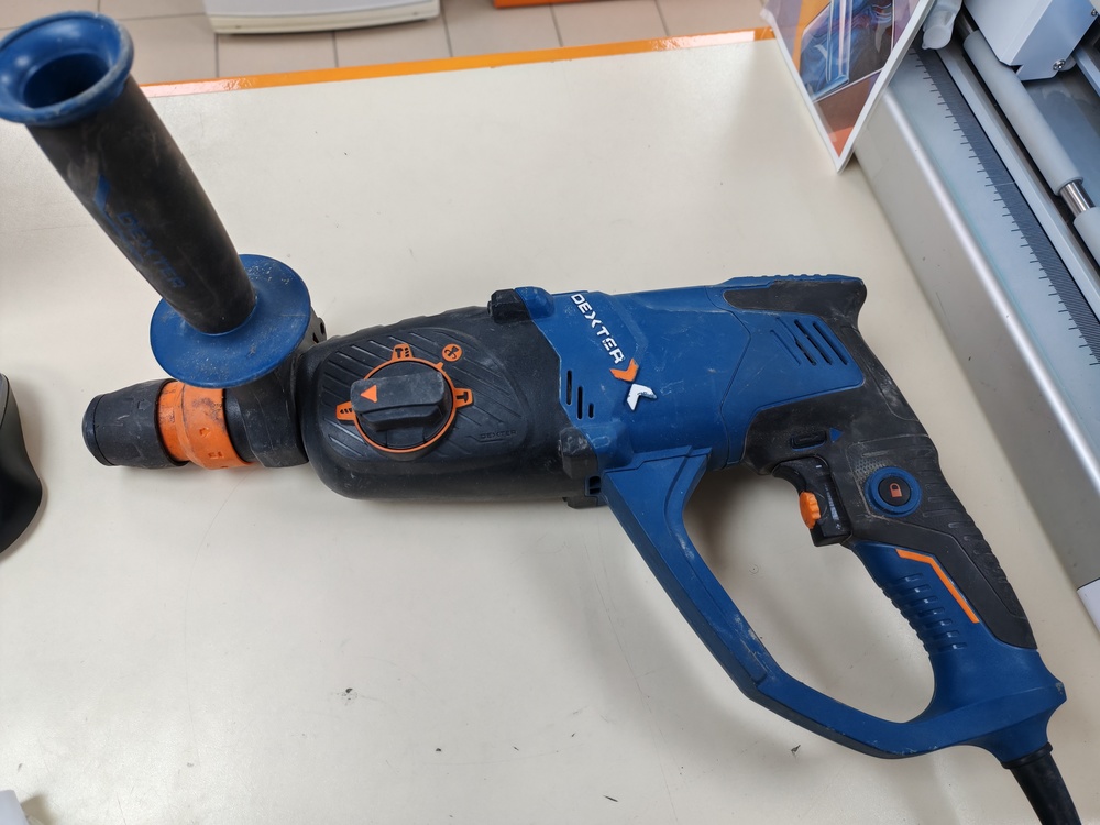 Перфоратор Dexter 1100RH2-40.51