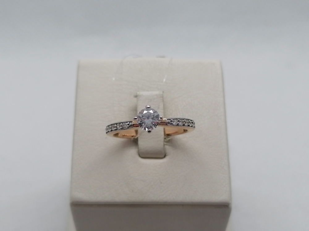 КОЛЬЦО С КАМНЯМИ (Au 585)