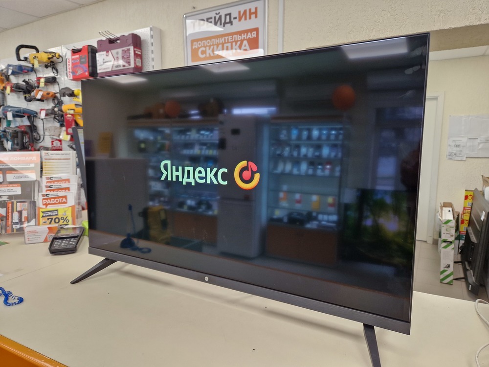 LED Телевизор HI VHIX-32F219MSY