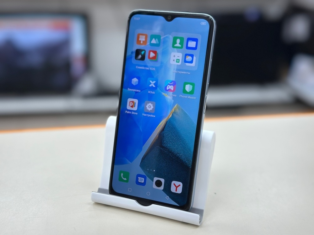 Смартфон Infinix HOT 30i 8/128