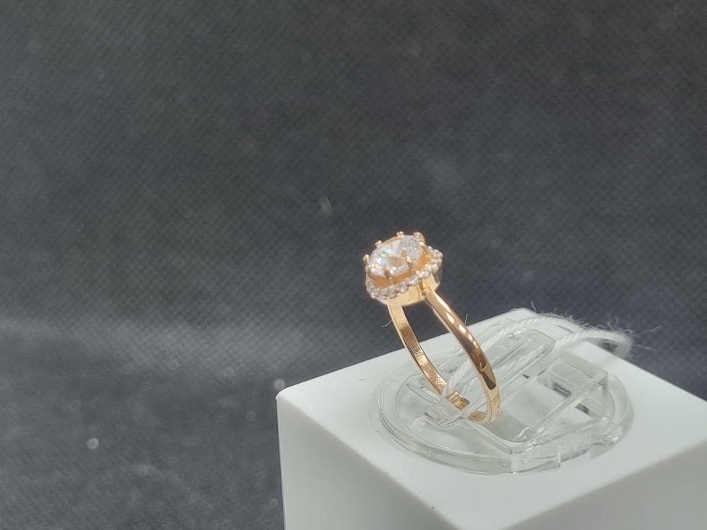 КОЛЬЦО С КАМНЯМИ (Au 585)