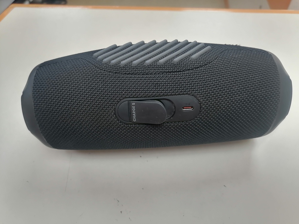 Портативная акустика JBL Charge 5