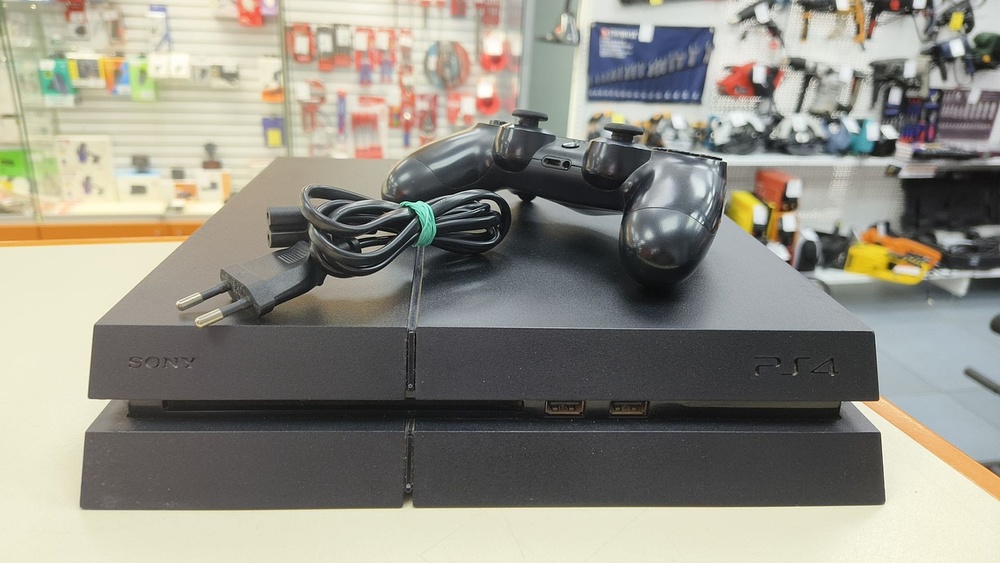 Игровая приставка PlayStation 4 FAT 500GB
