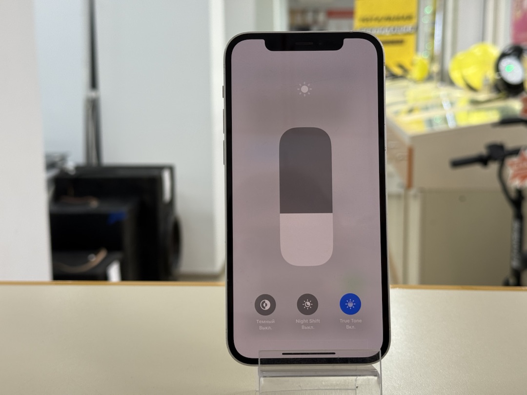 Смартфон Apple iPhone 12 128Gb