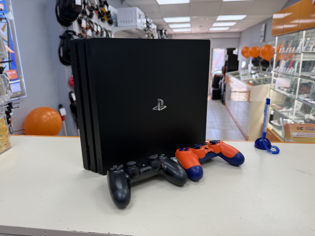 Игровая приставка PlayStation 4 Pro 1Tb