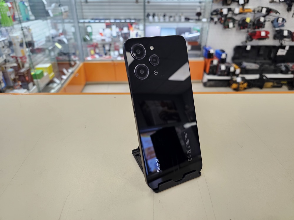 Смартфон Xiaomi Redmi 12 8/256