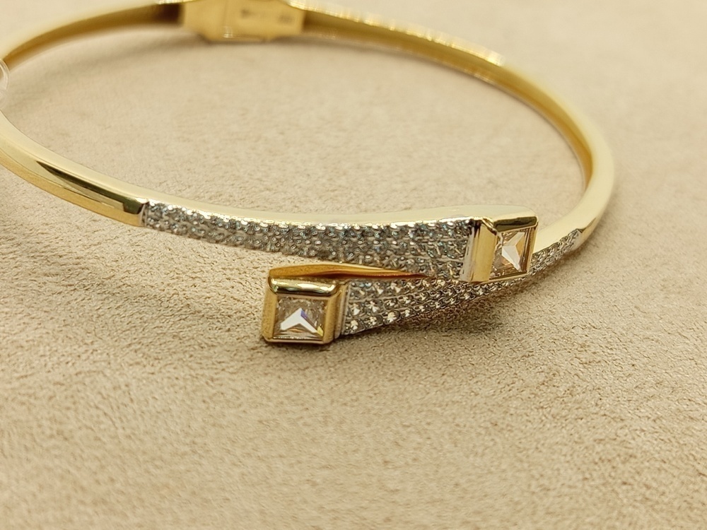 БРАСЛЕТ С КАМНЯМИ (Au 585)