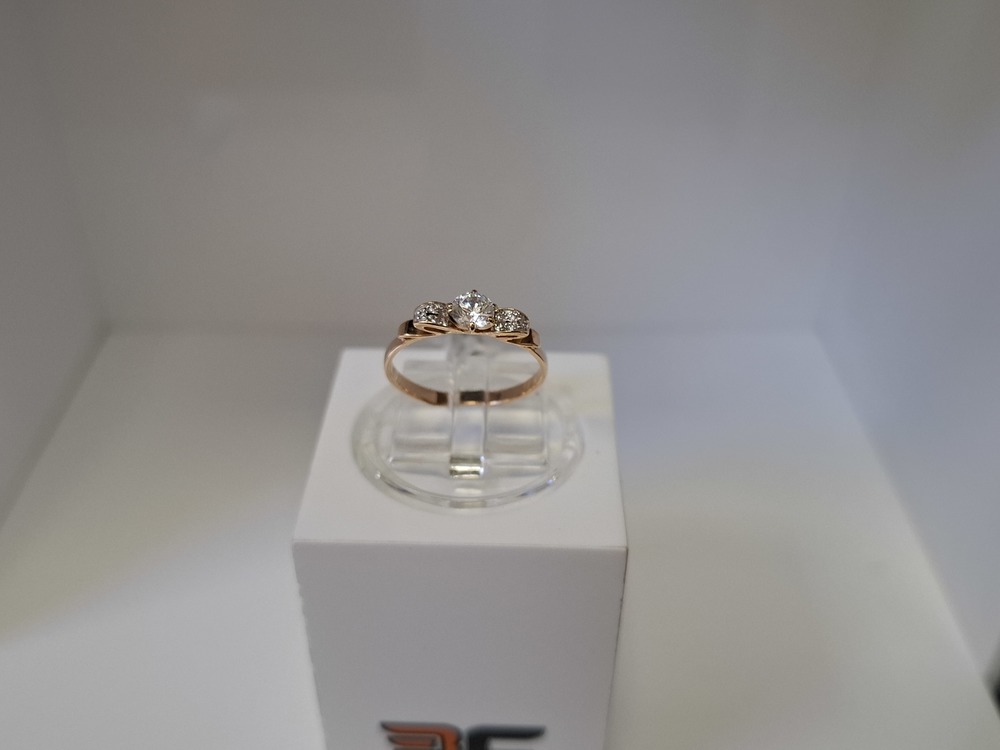 КОЛЬЦО С КАМНЯМИ (Au 585)