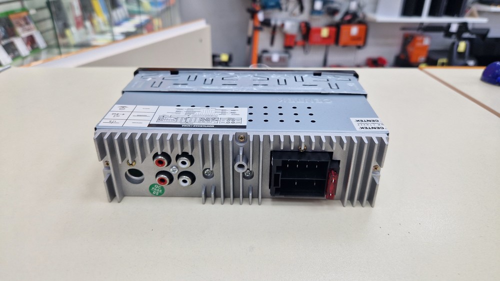Автомагнитола Centek CT-8107