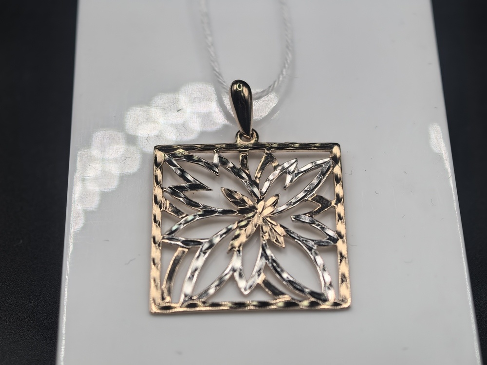 ПОДВЕСКА БЕЗ КАМНЯ Au 585