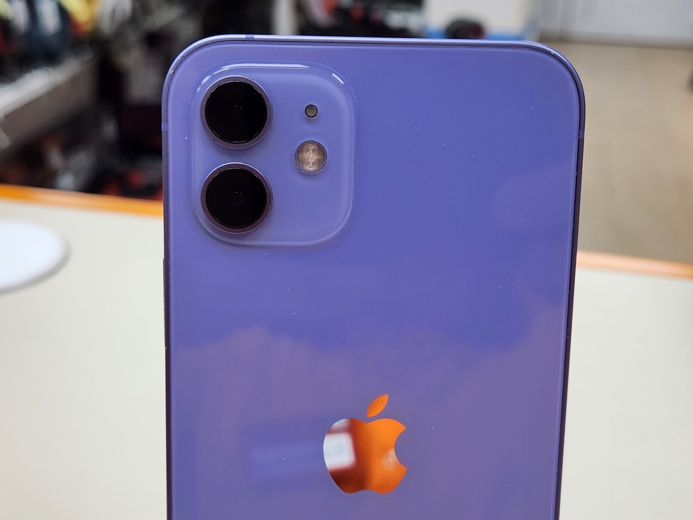 Смартфон Apple iPhone 12 256Gb