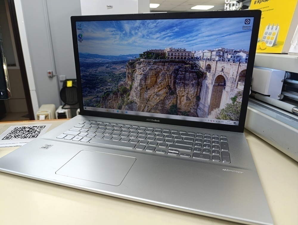 Ноутбук ASUS .; Core i3-1005G1, Intel UHD Graphics, 8 Гб, 240 Гб, Нет