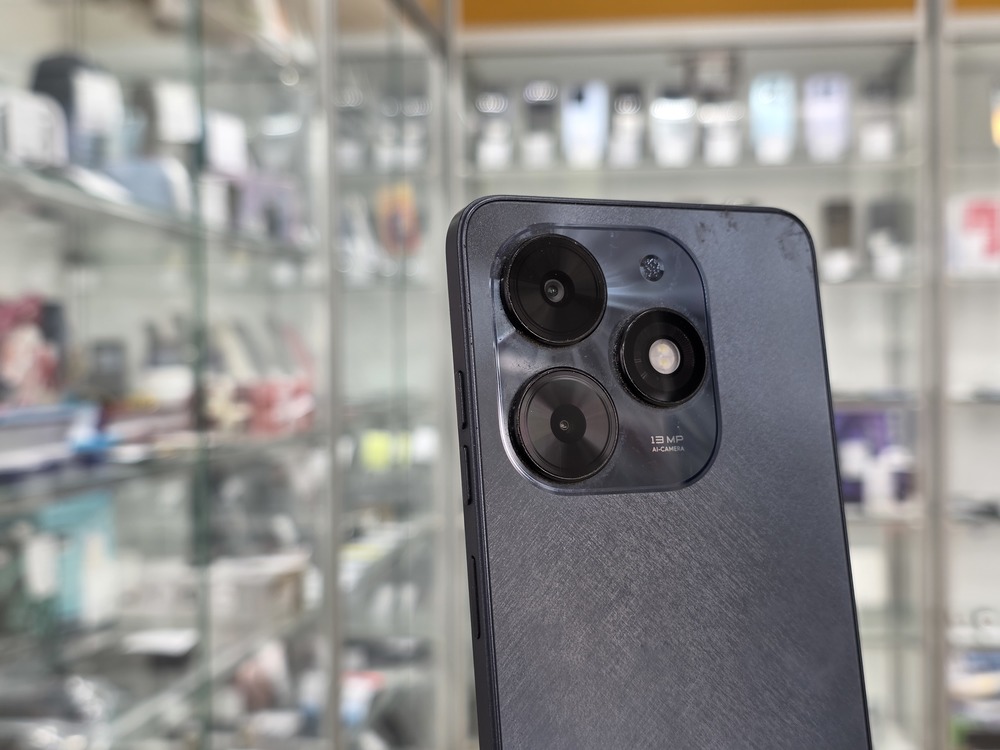 Смартфон Tecno Spark Go 2024 4/64
