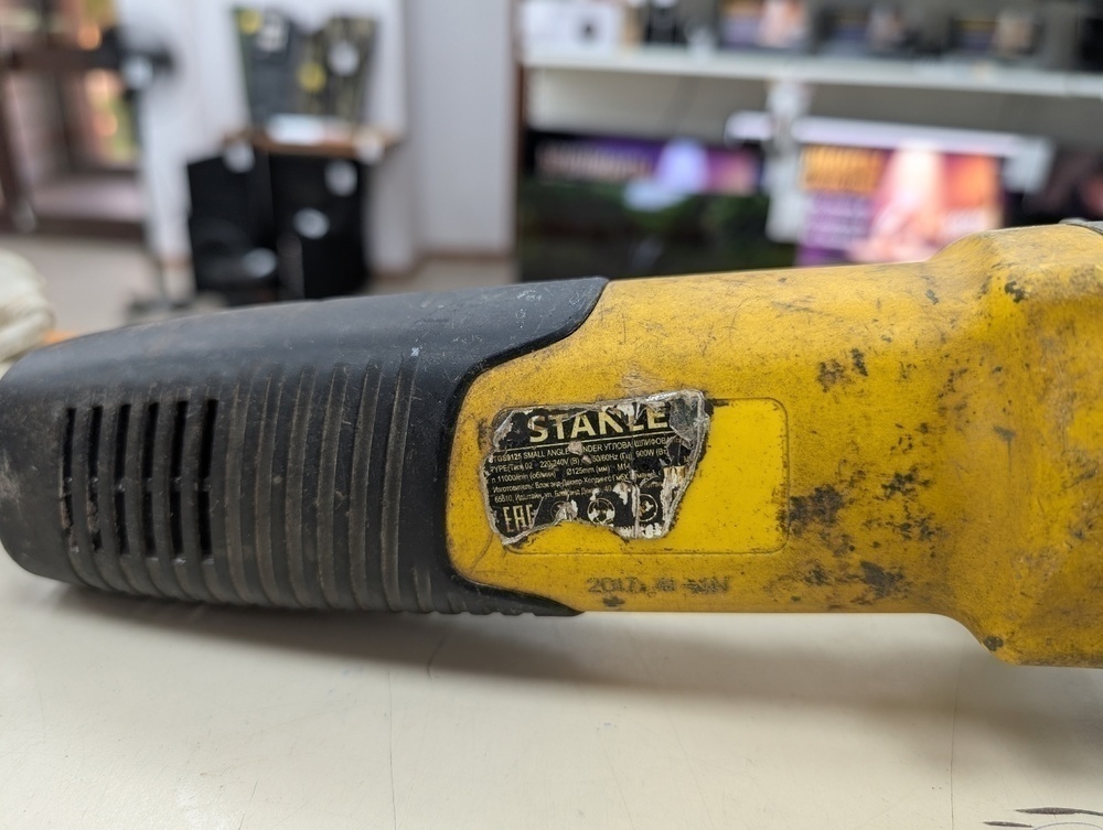 УШМ (Болгарки) Stanley FMEG825;