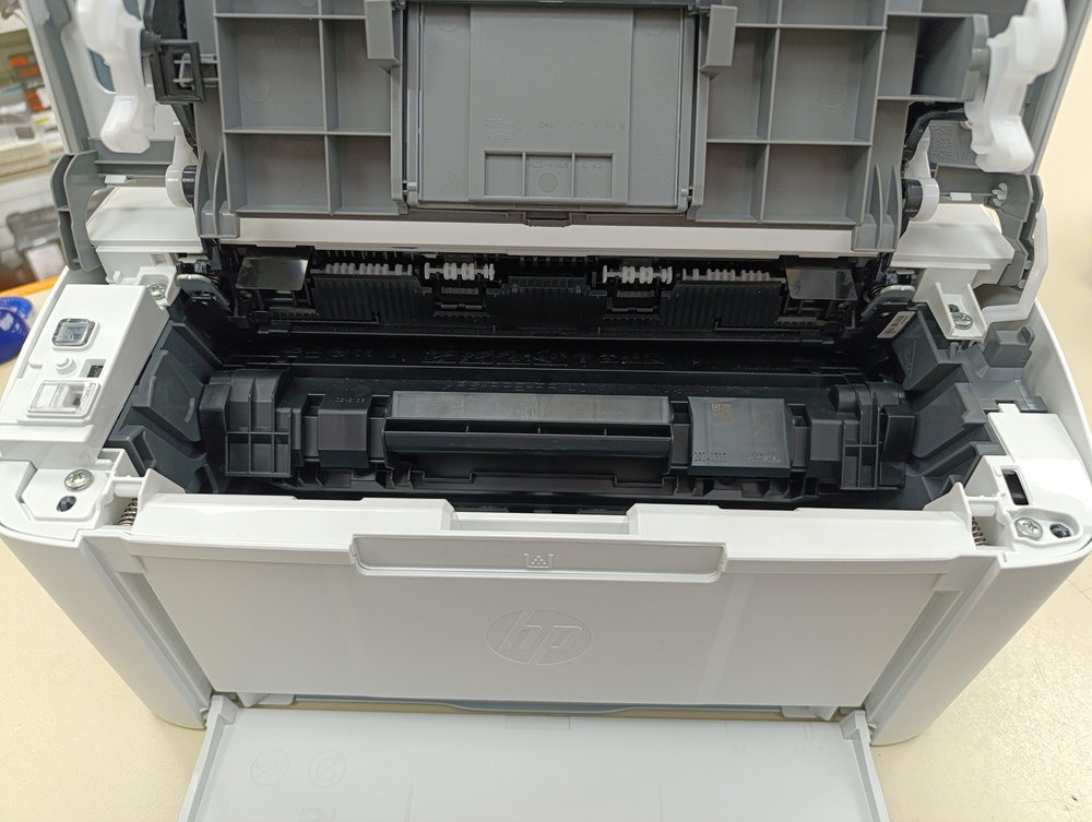 Принтер HP LaserJet M111W
