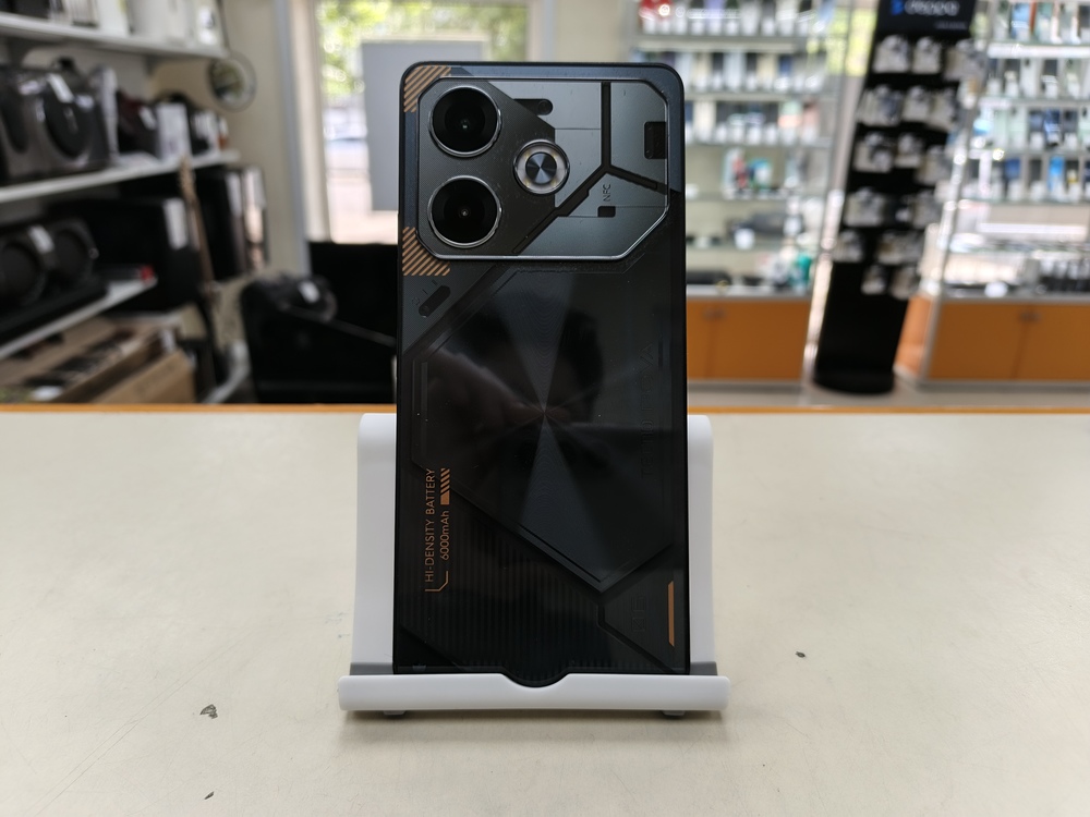 Смартфон Tecno Pova 6 8/256