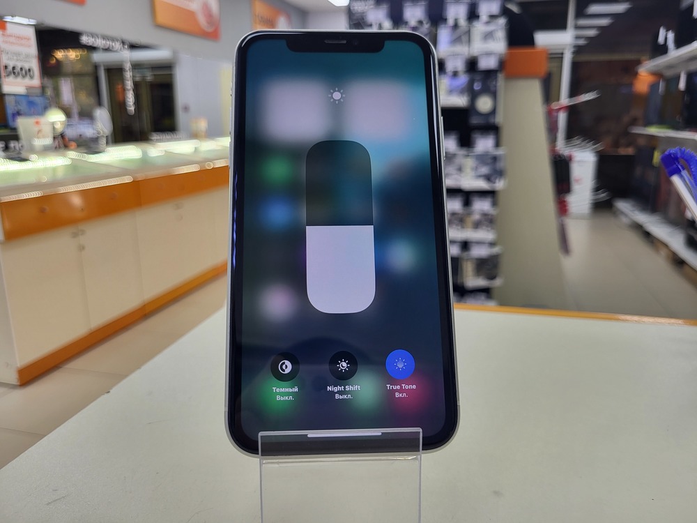 Смартфон Apple iPhone 11 128Gb