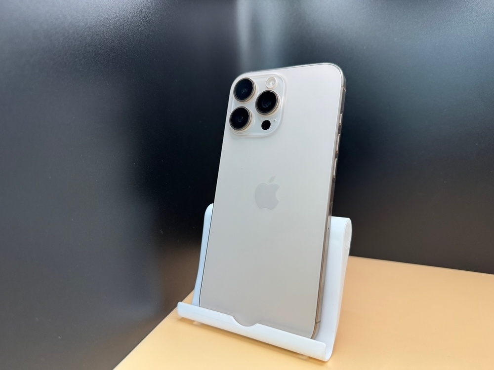 Смартфон Apple Iphone 16 Pro Max 256Gb